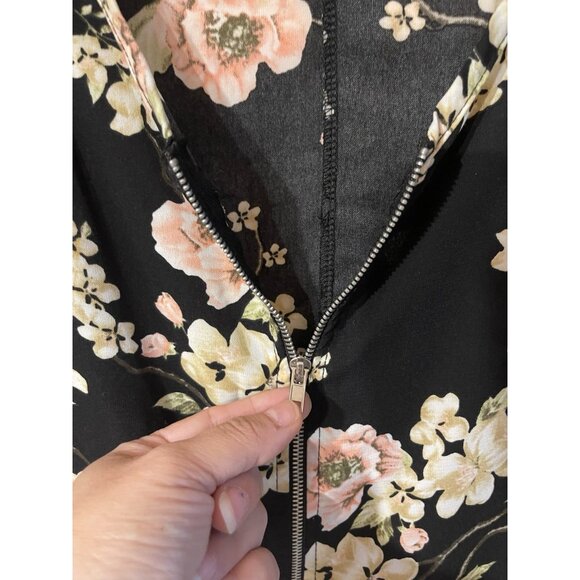 Torrid Floral V-Neck front Zip Up Down Kimono & Poncho Cape Size 4 - Picture 5 of 14